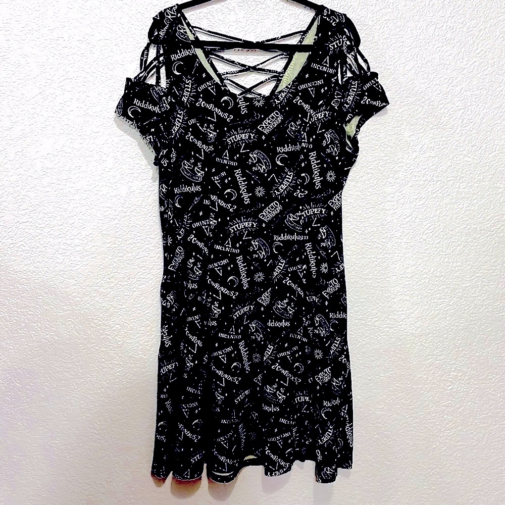 Harry Potter black spell dress
